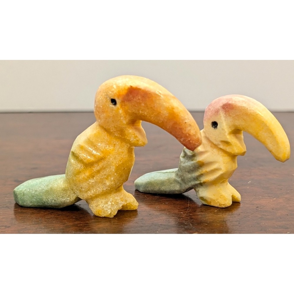 Vintage Carved Stone Toucan Bird Figurines Pair Onyx Alabaster 2" Miniatures